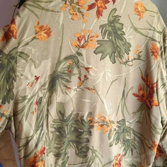 🎉Host Pick❤️Floral 90's  Blouse - Picture 5 of 9